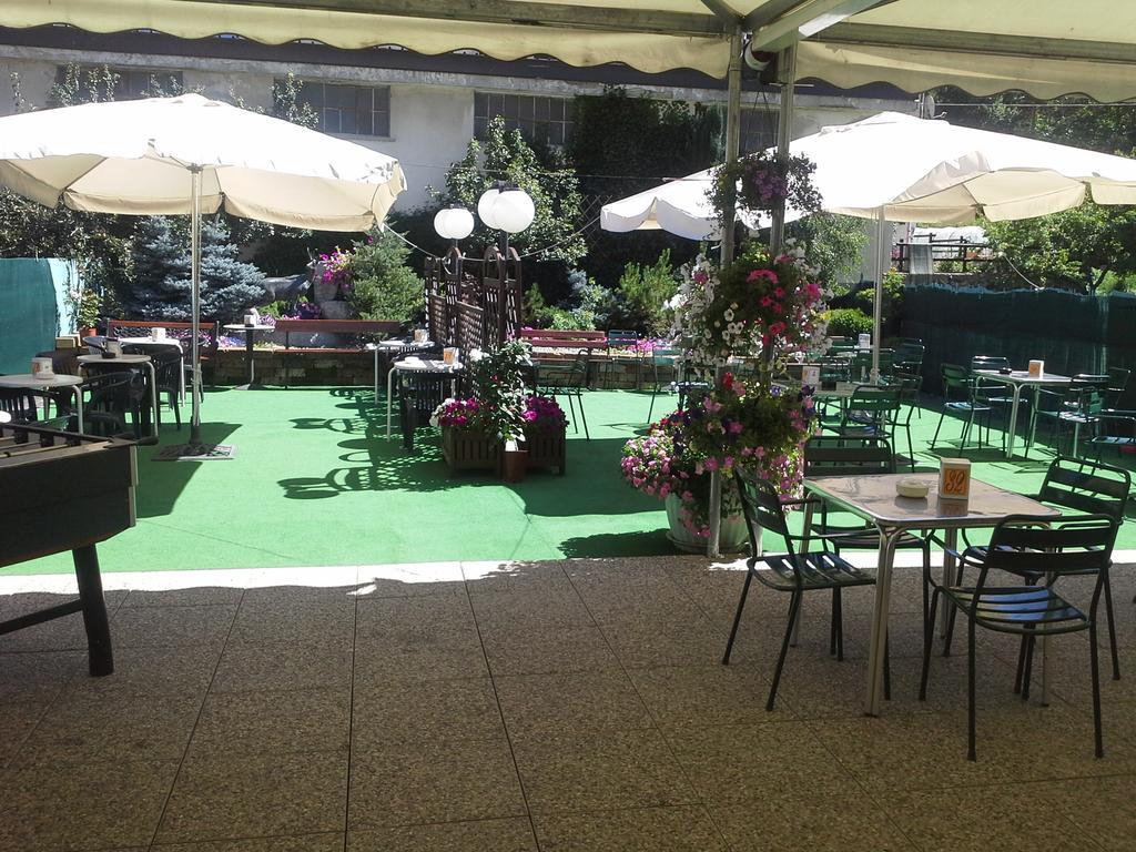 Alice Affittacamere Cesana Torinese Exterior photo